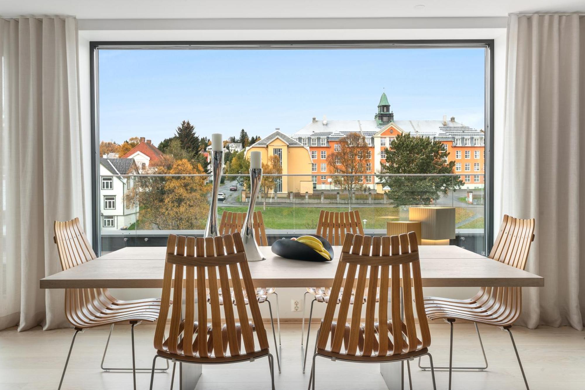 Luxury Apartment Downtown Tromso With 2 Bedrooms And 2 Bathrooms And Parking Tromsø Exterior foto